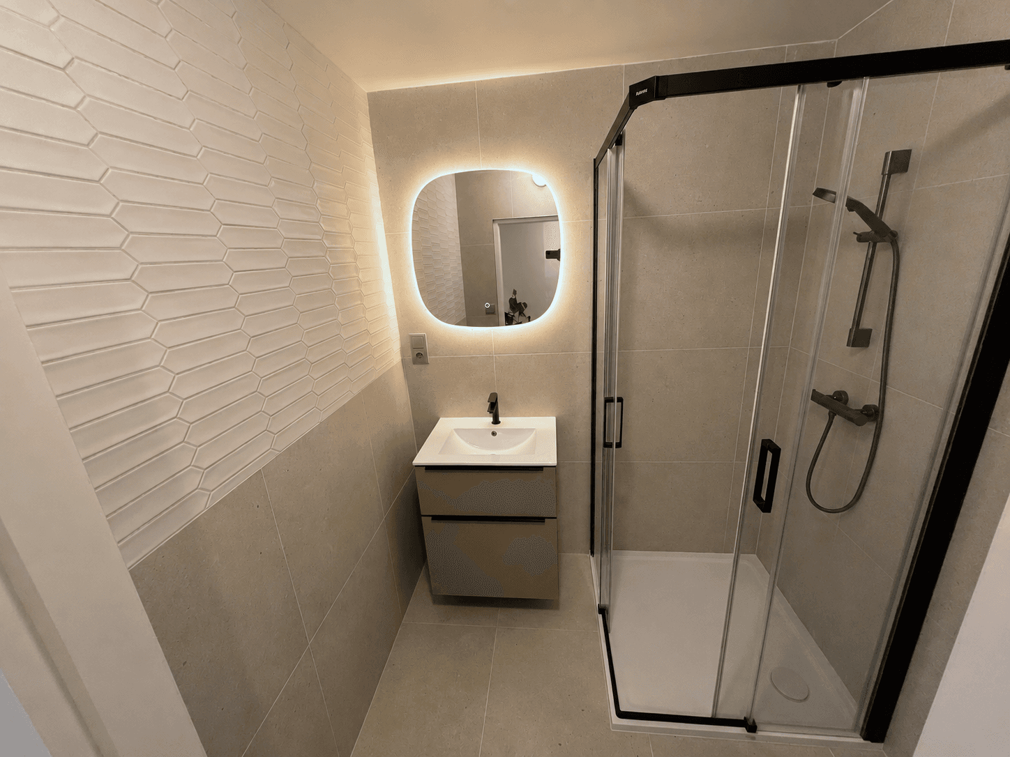 Predaj bytu 3-izbový 54 m², Dlouhá, Plzeň, Plzeňský kraj Predaj bytu 3-izbový 54 m², Dlouhá, Plzeň, Plzeňský kraj