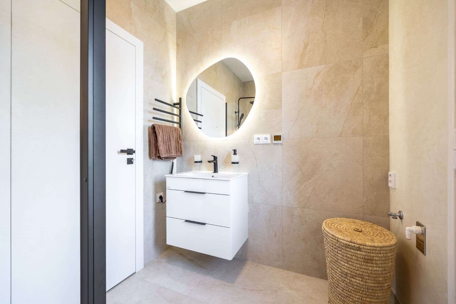 Predaj bytu 1-izbový 36 m², Hartigova, Praha, Praha Predaj bytu 1-izbový 36 m², Hartigova, Praha, Praha