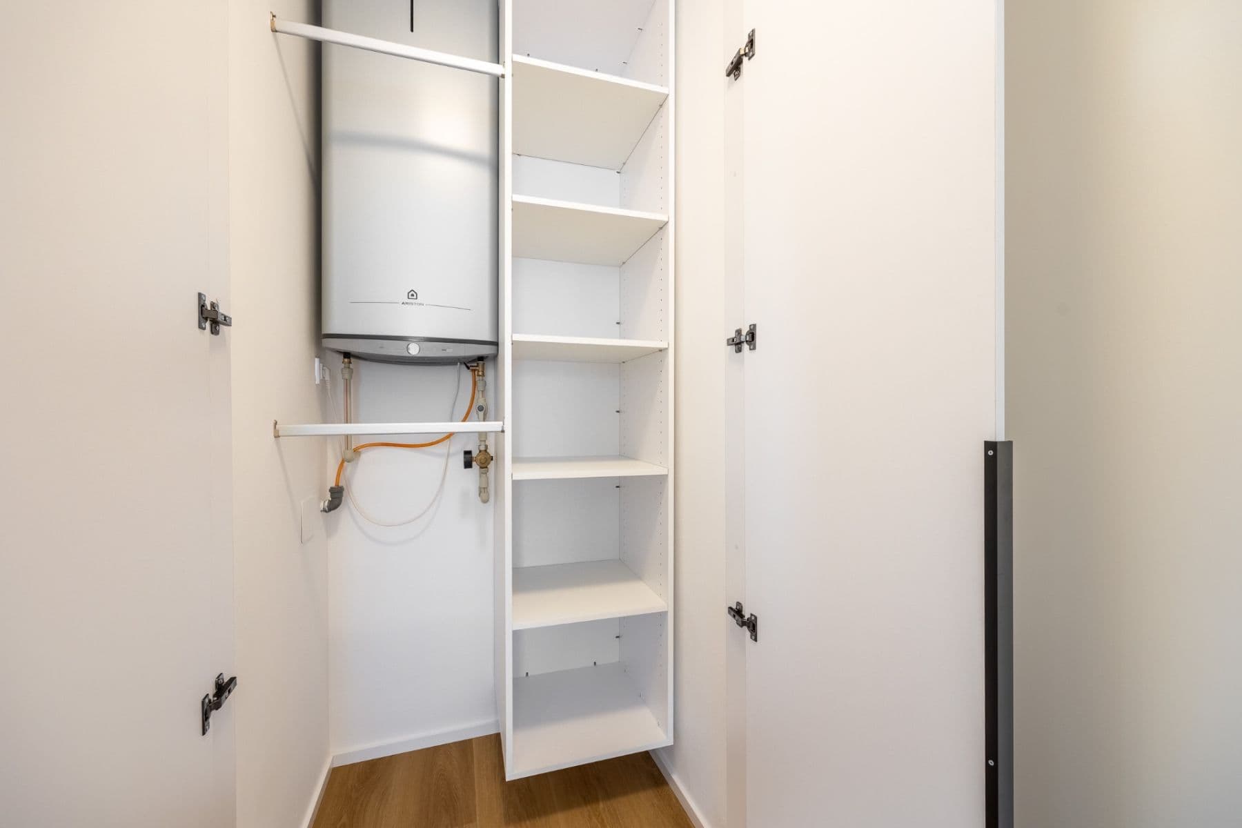 Predaj bytu 1-izbový 36 m², Hartigova, Praha, Praha Predaj bytu 1-izbový 36 m², Hartigova, Praha, Praha