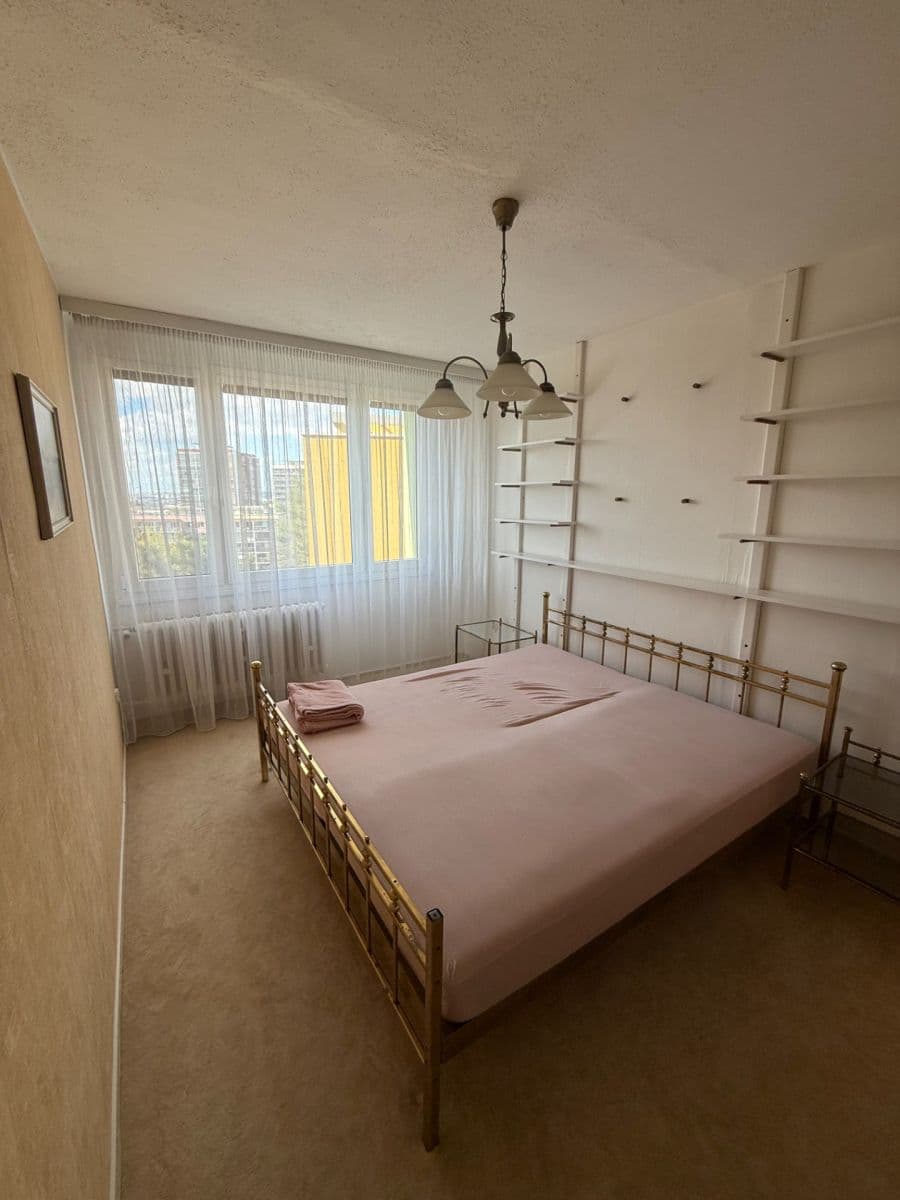 Prenájom bytu 3-izbový 72 m², Sáňkařská, Praha, Praha Prenájom bytu 3-izbový 72 m², Sáňkařská, Praha, Praha