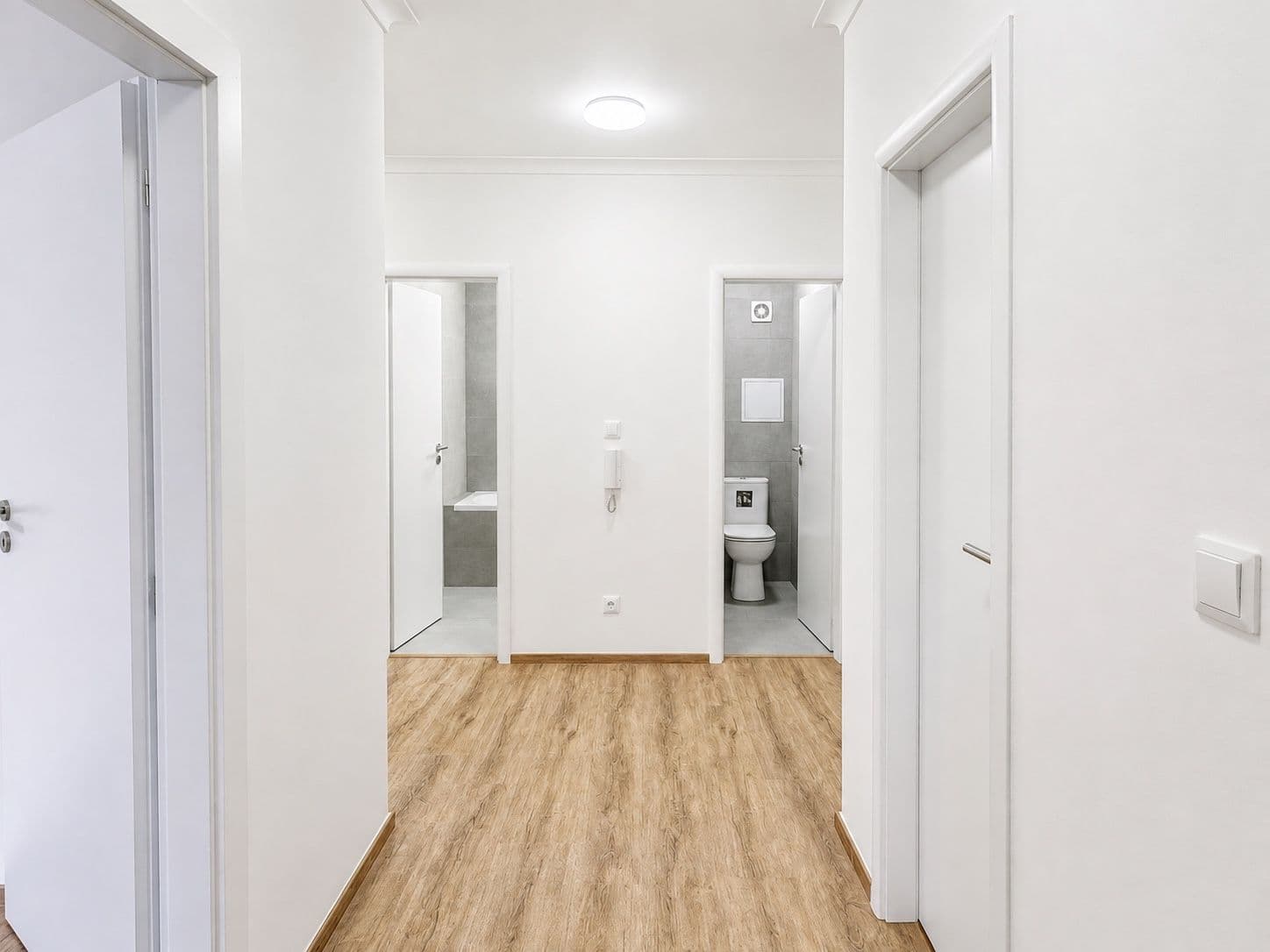 Prenájom bytu 3-izbový 102 m², K Haltýři, Praha, Praha Prenájom bytu 3-izbový 102 m², K Haltýři, Praha, Praha
