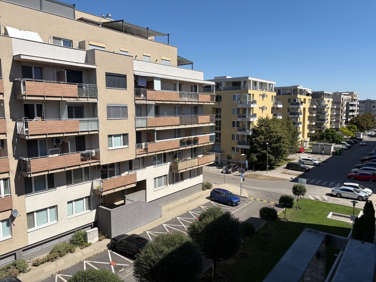 Predaj bytu 2-izbový 58 m², Na križovatkách, Ružinov, Bratislavský kraj Predaj bytu 2-izbový 58 m², Na križovatkách, Ružinov, Bratislavský kraj