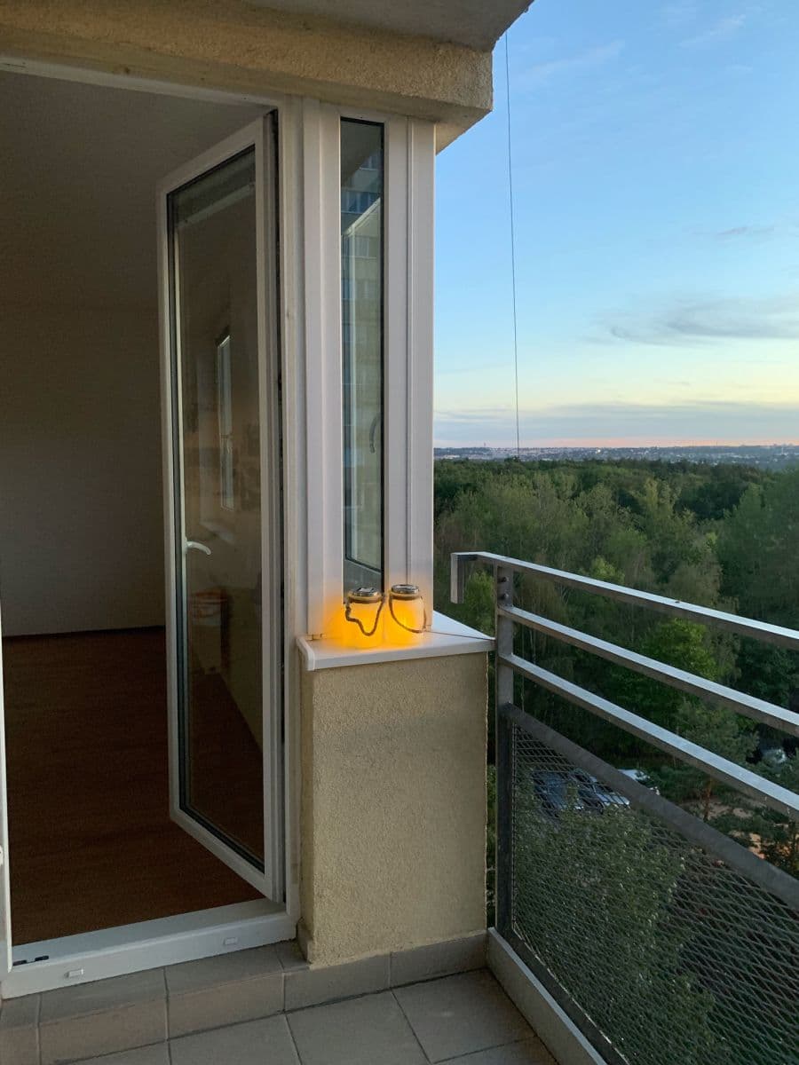 Prenájom bytu 2-izbový 50 m², Hnězdenská, Praha, Praha Prenájom bytu 2-izbový 50 m², Hnězdenská, Praha, Praha