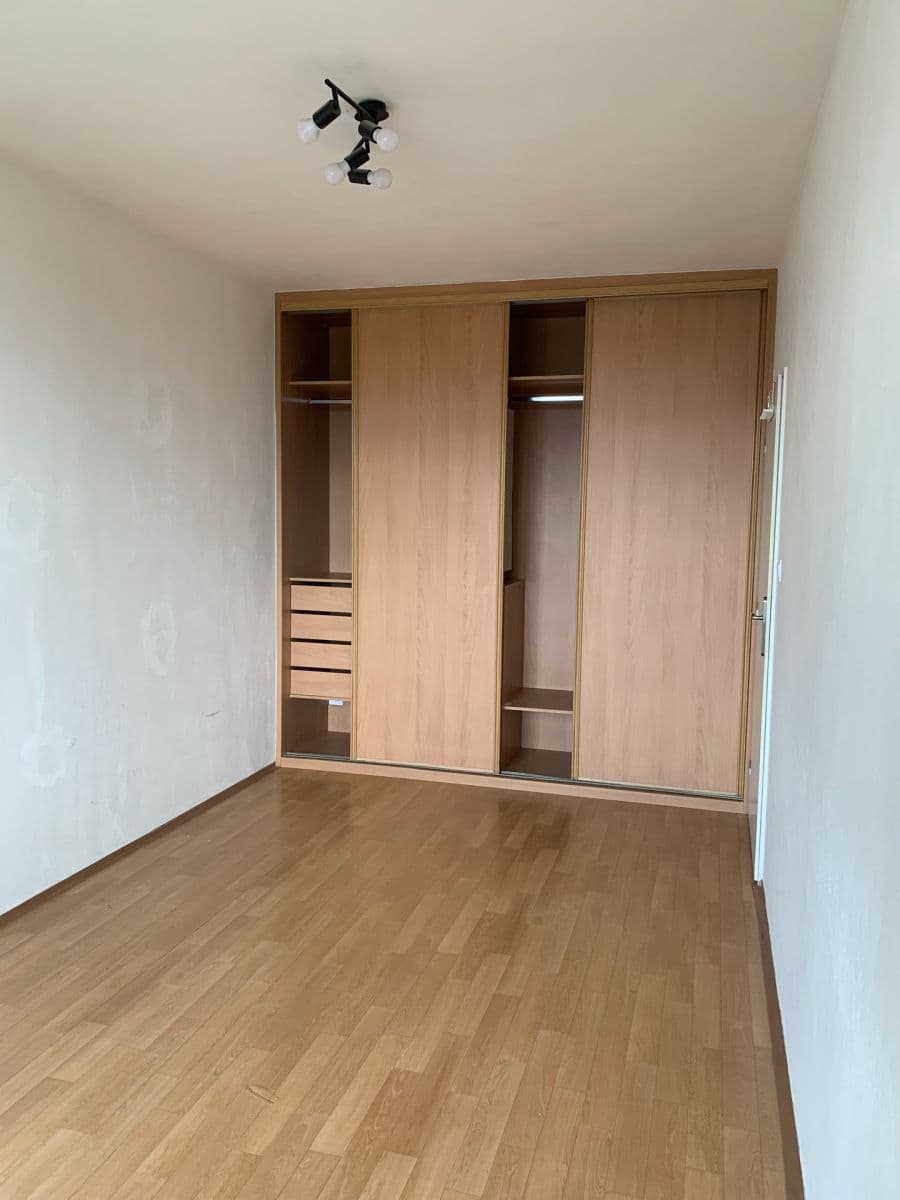Prenájom bytu 2-izbový 50 m², Hnězdenská, Praha, Praha Prenájom bytu 2-izbový 50 m², Hnězdenská, Praha, Praha