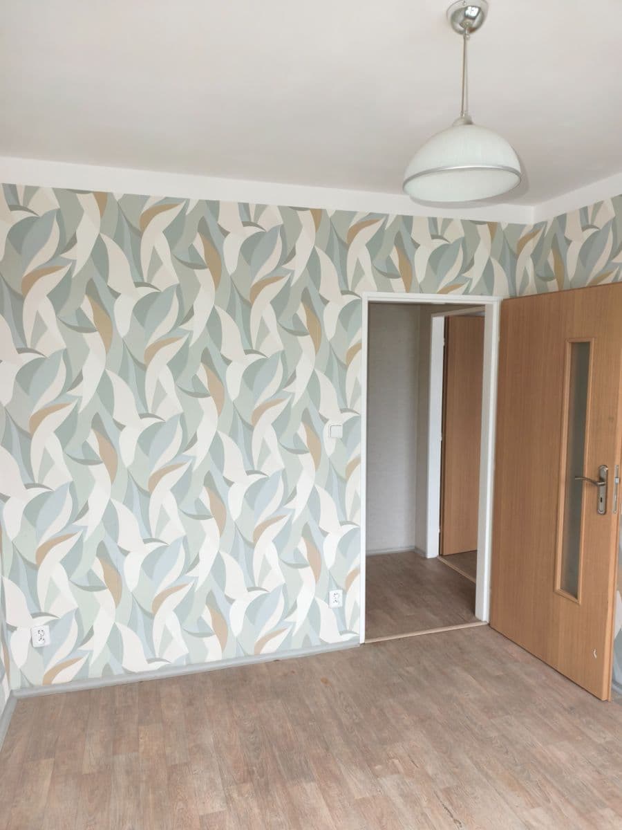 Prenájom bytu 3-izbový 76 m², Hřebečská, Kladno, Středočeský kraj Prenájom bytu 3-izbový 76 m², Hřebečská, Kladno, Středočeský kraj