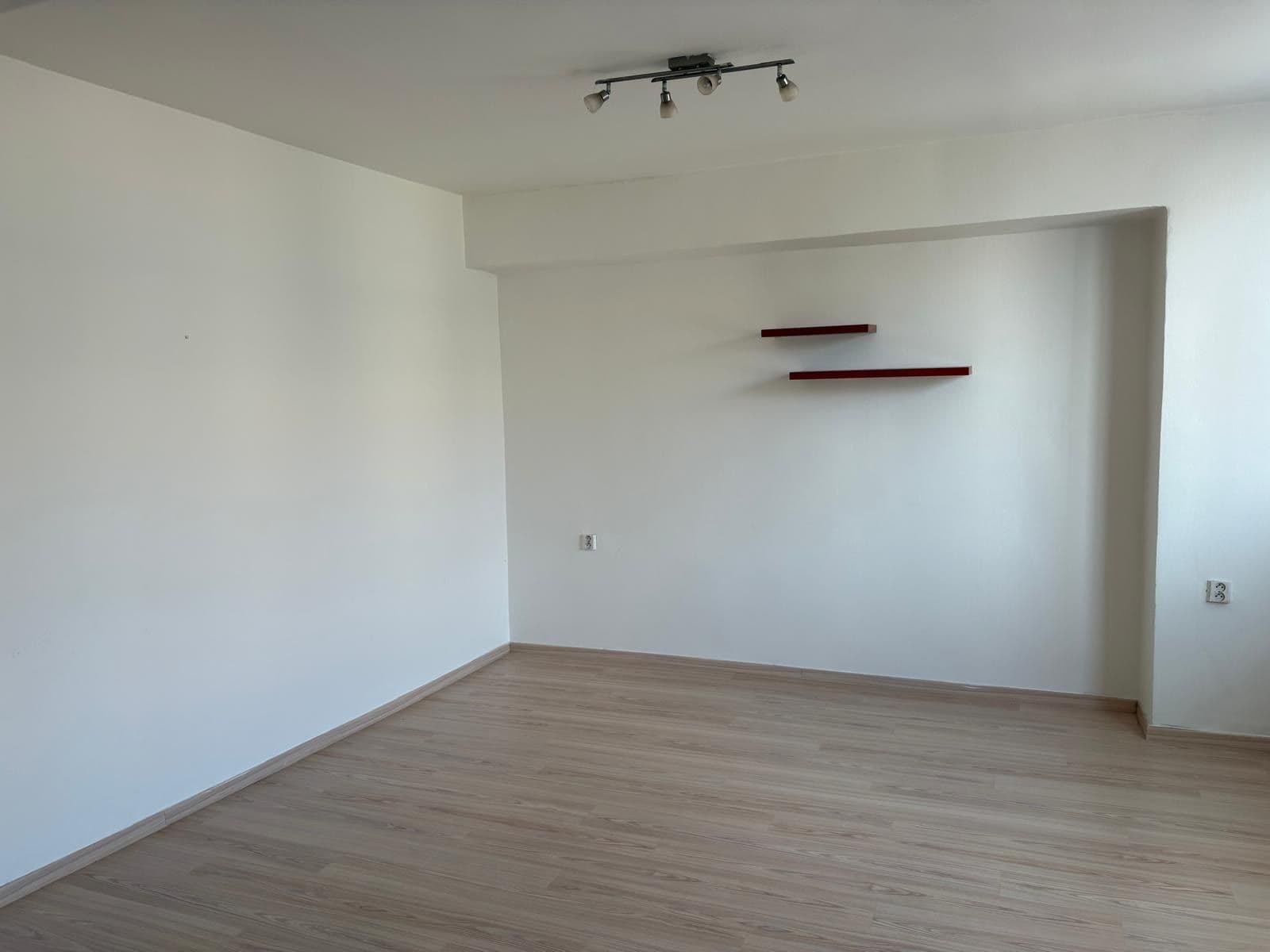 Prenájom bytu 3-izbový 68 m², Na Bezděkově, Benešov, Středočeský kraj Prenájom bytu 3-izbový 68 m², Na Bezděkově, Benešov, Středočeský kraj