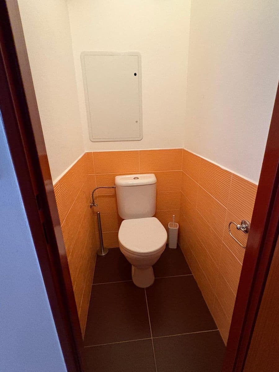 Prenájom bytu 3-izbový 68 m², Na Bezděkově, Benešov, Středočeský kraj Prenájom bytu 3-izbový 68 m², Na Bezděkově, Benešov, Středočeský kraj