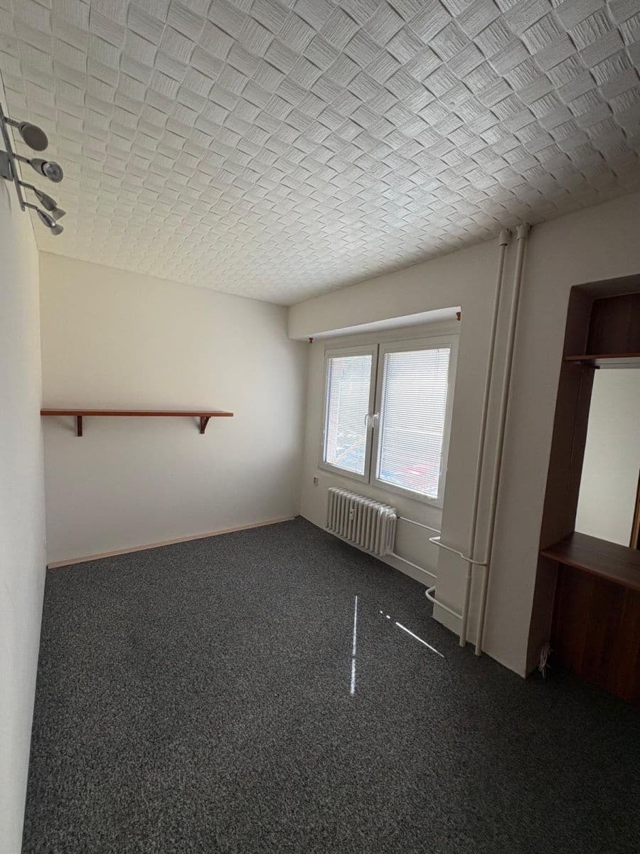 Prenájom bytu 3-izbový 68 m², Na Bezděkově, Benešov, Středočeský kraj Prenájom bytu 3-izbový 68 m², Na Bezděkově, Benešov, Středočeský kraj