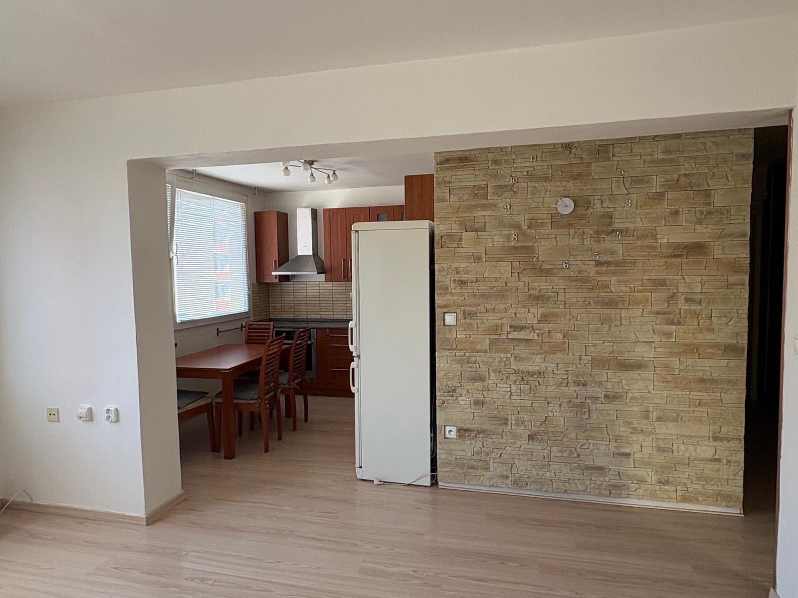 Prenájom bytu 3-izbový 68 m², Na Bezděkově, Benešov, Středočeský kraj Prenájom bytu 3-izbový 68 m², Na Bezděkově, Benešov, Středočeský kraj
