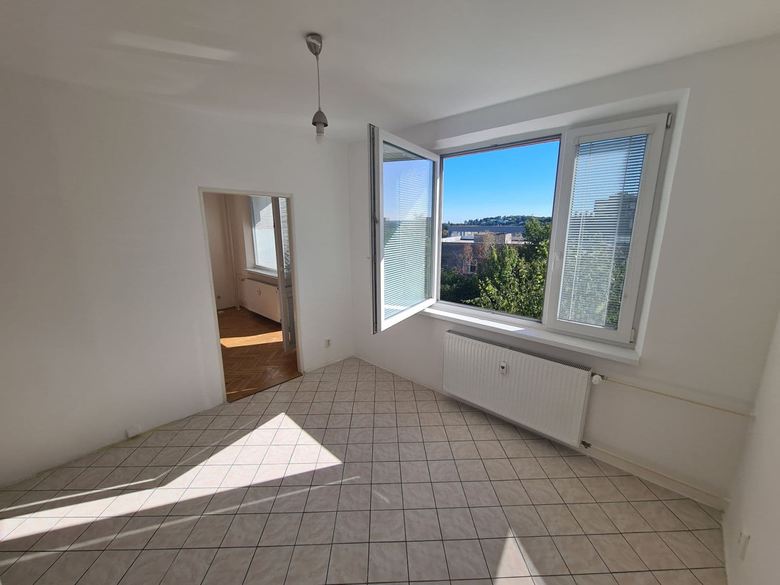 Predaj bytu 1-izbový 30 m², Višňová, Nové Mesto, Bratislavský kraj Predaj bytu 1-izbový 30 m², Višňová, Nové Mesto, Bratislavský kraj