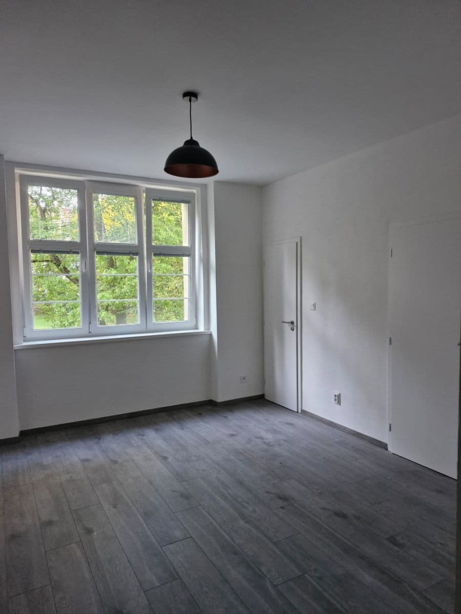 Prenájom bytu 2-izbový 50 m², Stehlíkova, Plzeň, Plzeňský kraj Prenájom bytu 2-izbový 50 m², Stehlíkova, Plzeň, Plzeňský kraj