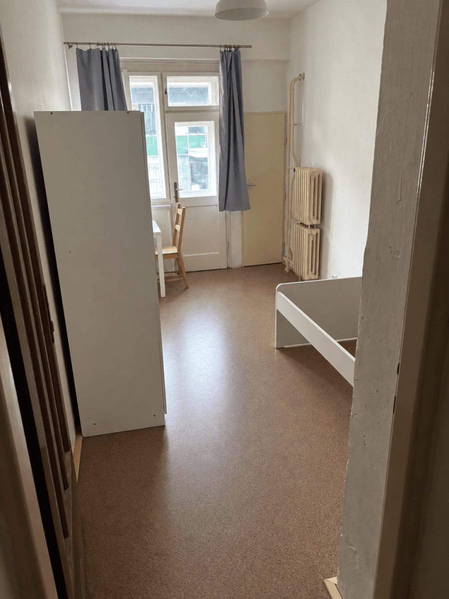 Prenájom bytu 3-izbový 92 m², Lomnického, Praha, Praha Prenájom bytu 3-izbový 92 m², Lomnického, Praha, Praha
