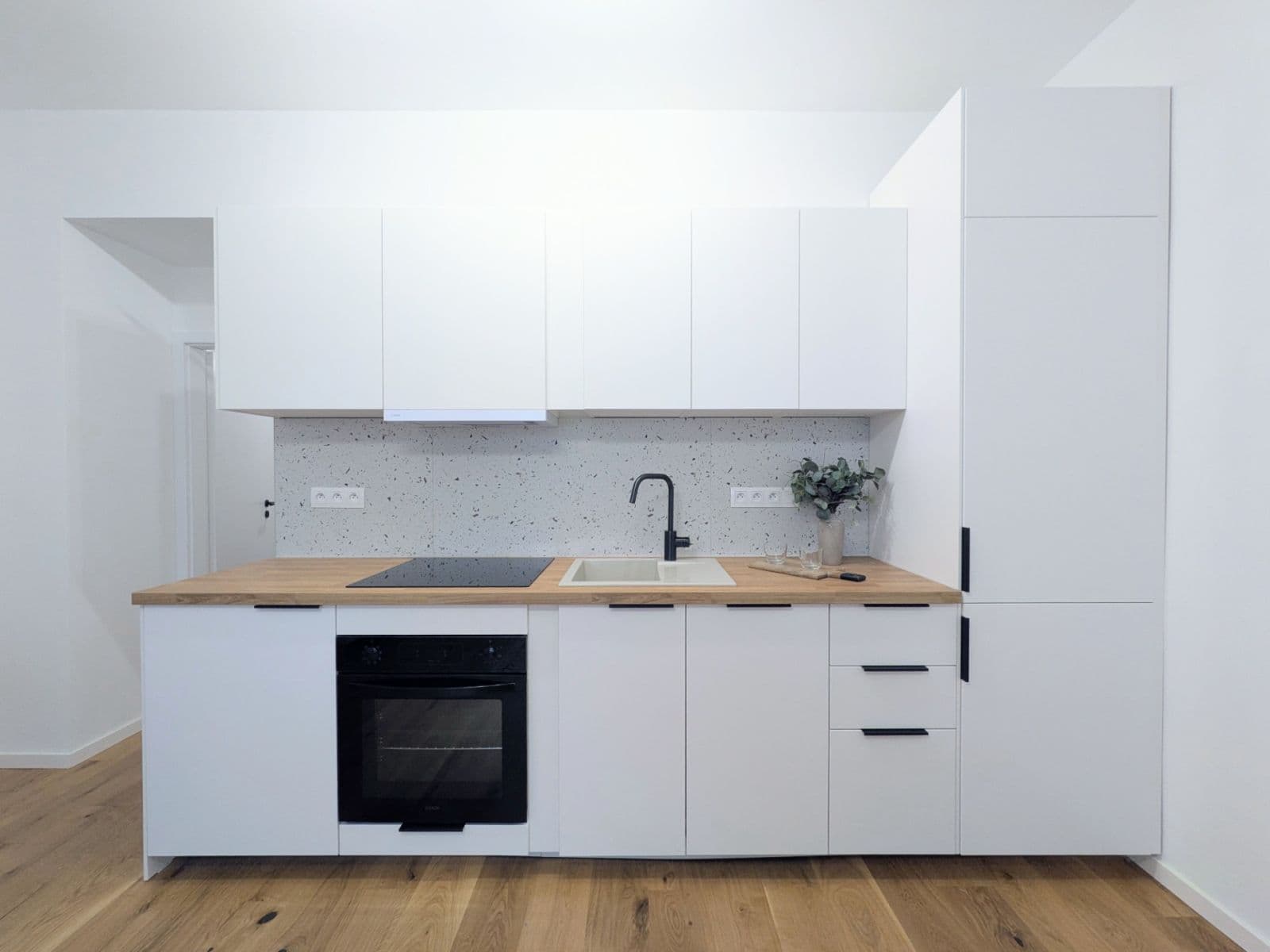 Prenájom bytu 1-izbový 30 m², Petrohradská, Praha, Praha Prenájom bytu 1-izbový 30 m², Petrohradská, Praha, Praha