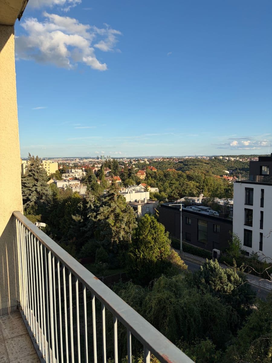 Prenájom bytu 3-izbový 65 m², Zdíkovská, Praha, Praha Prenájom bytu 3-izbový 65 m², Zdíkovská, Praha, Praha