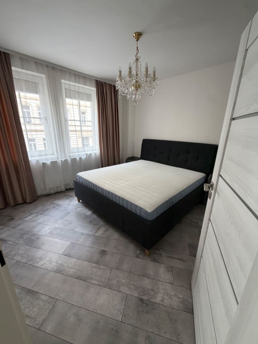 Prenájom bytu 2-izbový 55 m², Chelčického, Praha, Praha Prenájom bytu 2-izbový 55 m², Chelčického, Praha, Praha