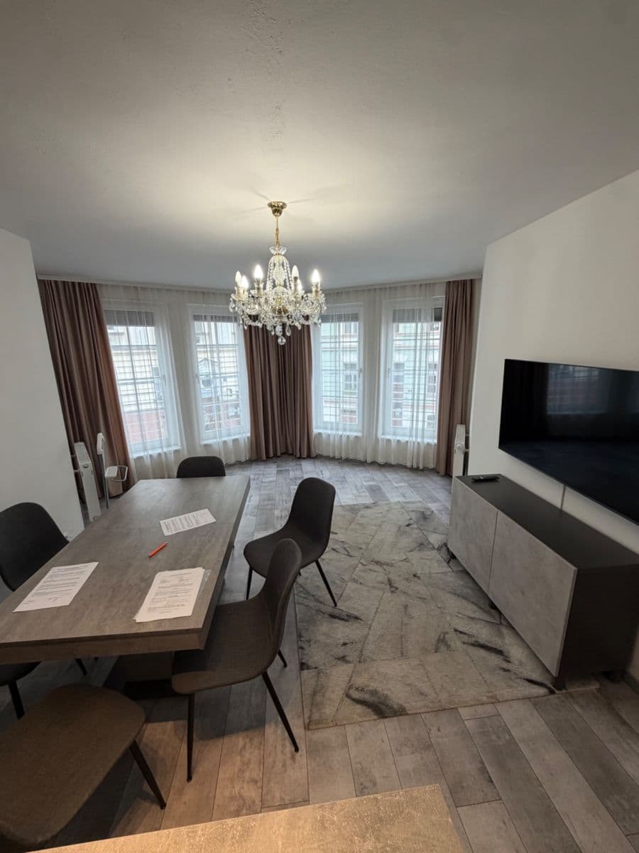 Prenájom bytu 2-izbový 55 m², Chelčického, Praha, Praha Prenájom bytu 2-izbový 55 m², Chelčického, Praha, Praha