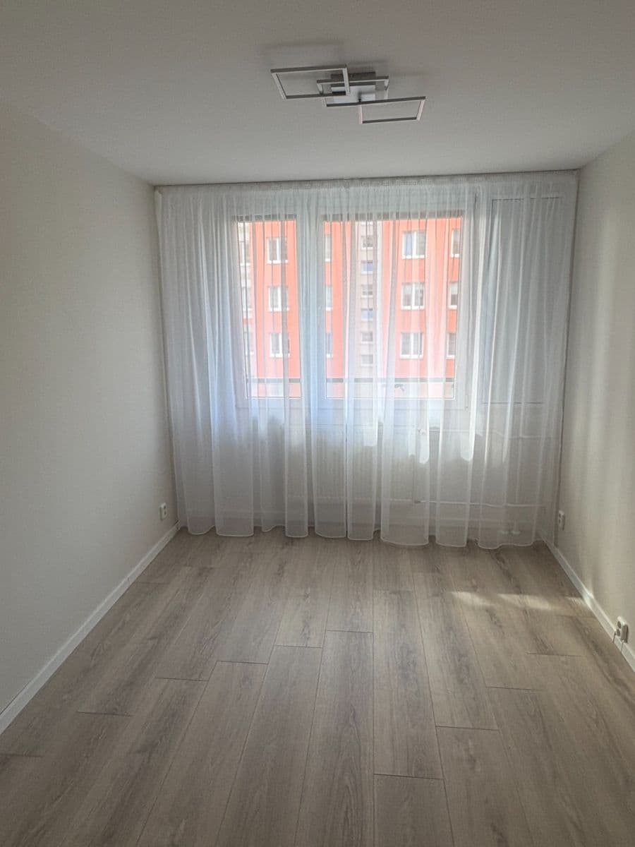 Prenájom bytu 2-izbový 46 m², Střelničná, Praha, Praha Prenájom bytu 2-izbový 46 m², Střelničná, Praha, Praha