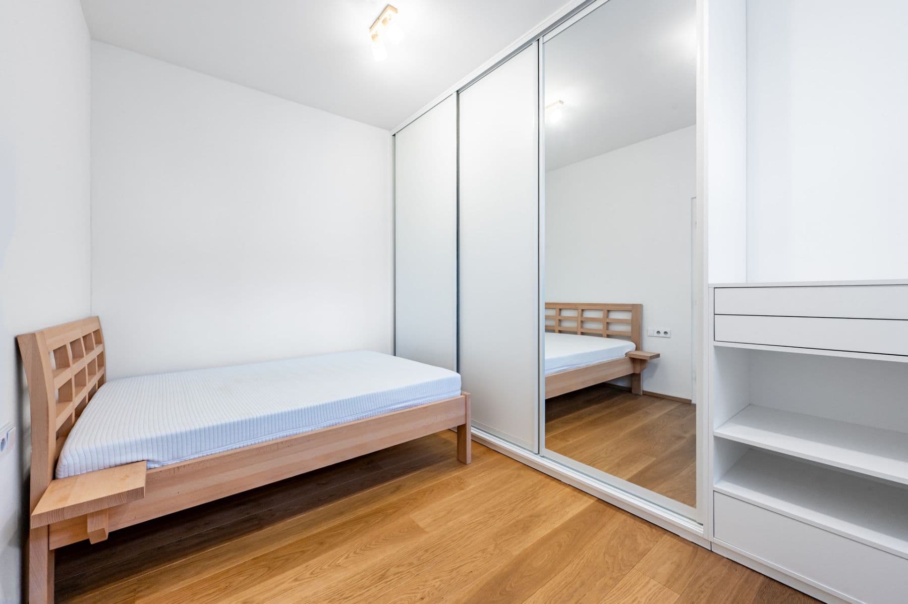 Predaj bytu 2-izbový 48 m², U Nikolajky, Praha, Praha Predaj bytu 2-izbový 48 m², U Nikolajky, Praha, Praha