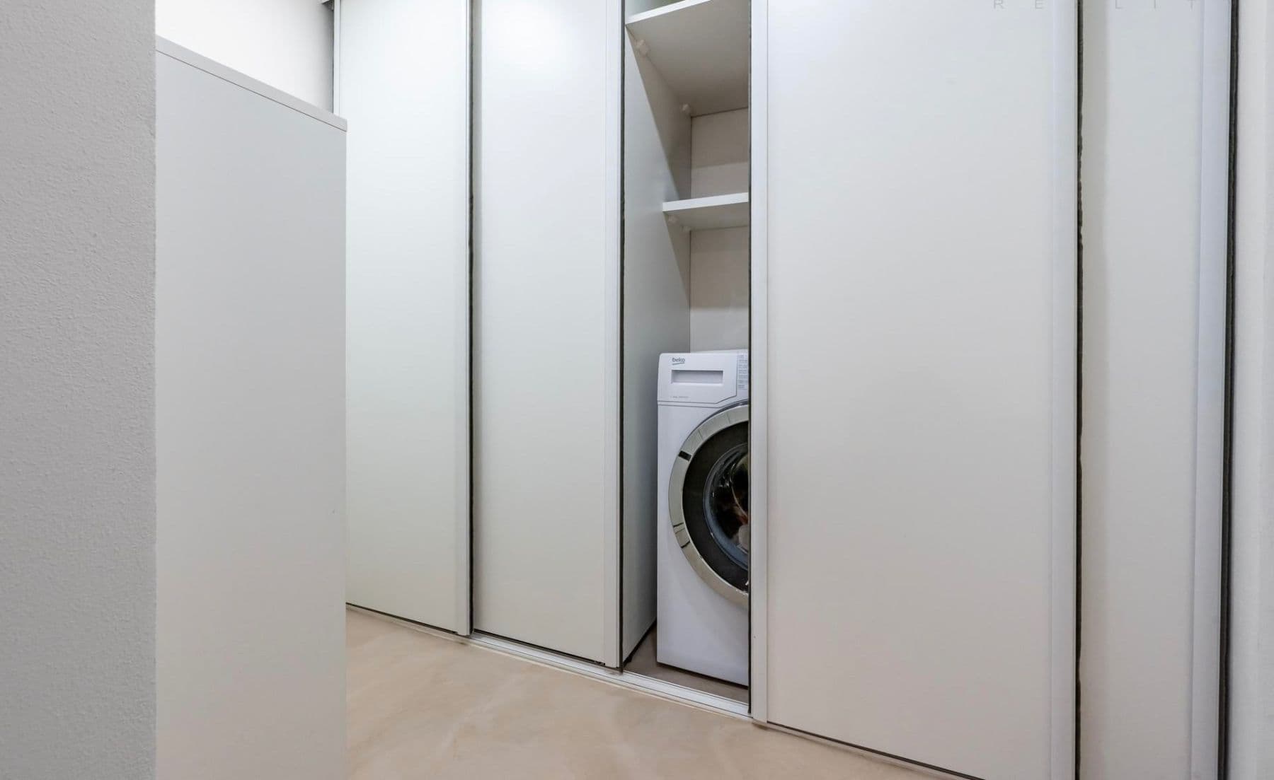 Predaj bytu 2-izbový 48 m², U Nikolajky, Praha, Praha Predaj bytu 2-izbový 48 m², U Nikolajky, Praha, Praha