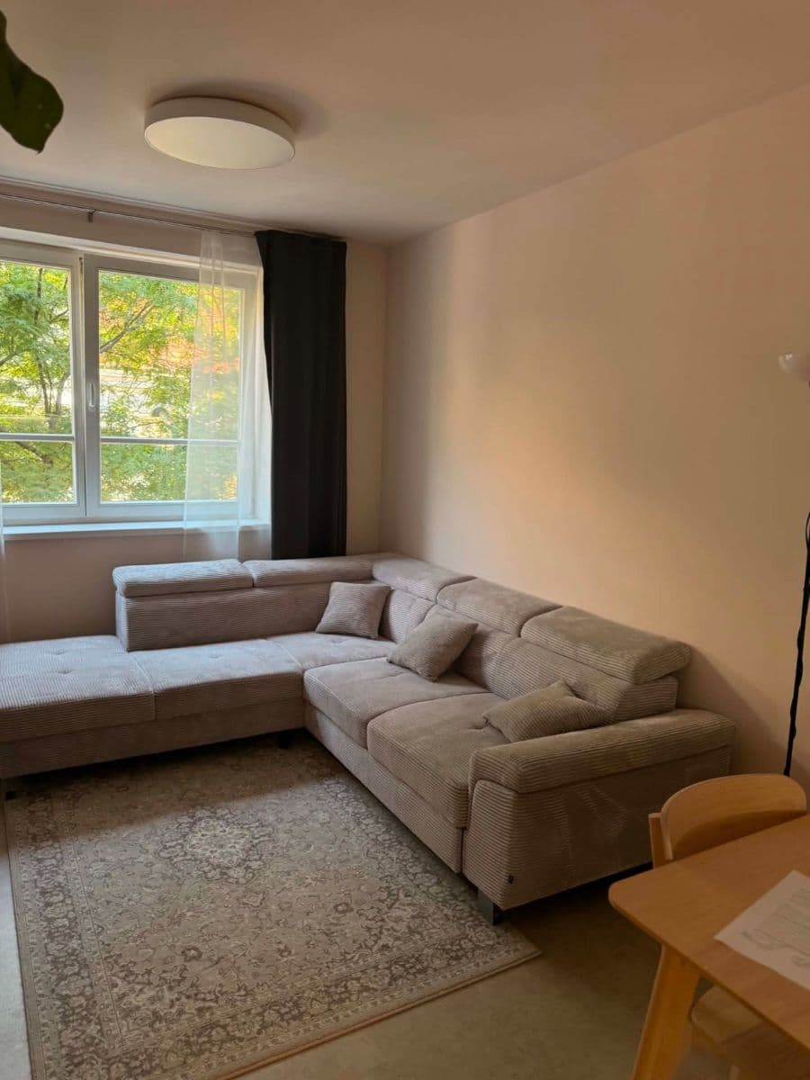 Prenájom bytu 2-izbový 53 m², Křižíkova, Praha, Praha Prenájom bytu 2-izbový 53 m², Křižíkova, Praha, Praha
