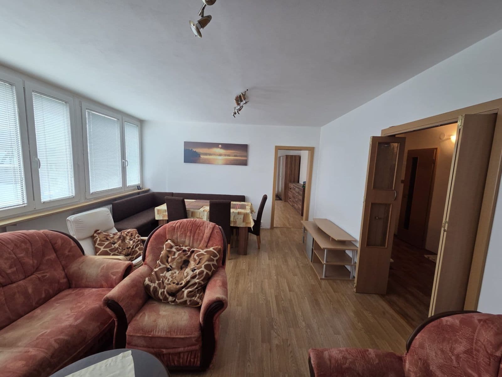 Prenájom bytu 3-izbový 87 m², K Olympiku, Praha, Praha Prenájom bytu 3-izbový 87 m², K Olympiku, Praha, Praha