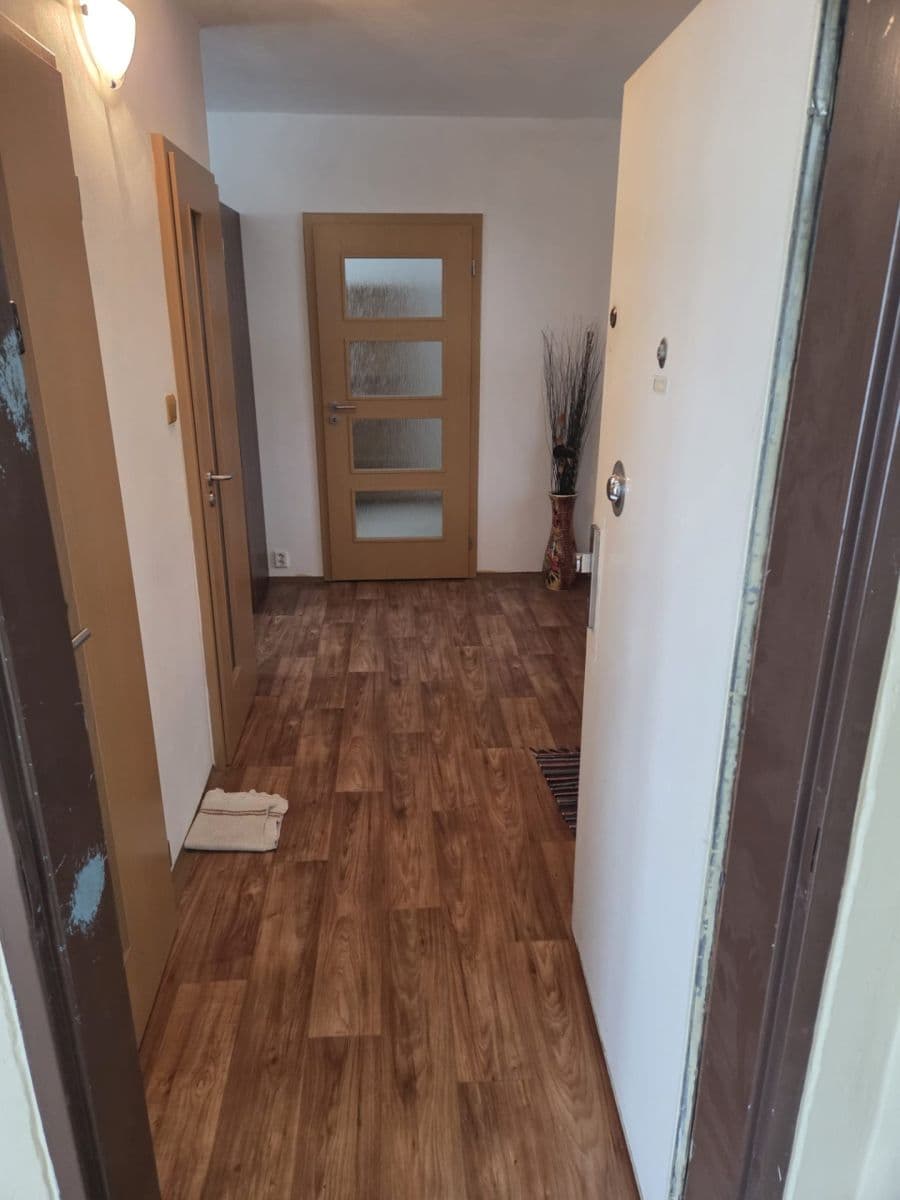 Prenájom bytu 3-izbový 87 m², K Olympiku, Praha, Praha Prenájom bytu 3-izbový 87 m², K Olympiku, Praha, Praha