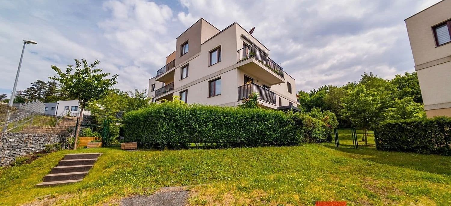 Predaj bytu 3-izbový 95 m², Provázkova, Praha, Praha Predaj bytu 3-izbový 95 m², Provázkova, Praha, Praha