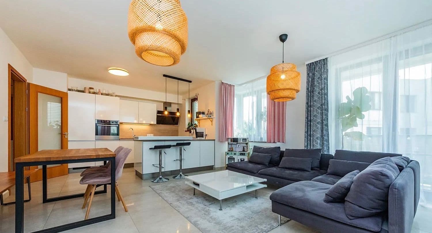 Predaj bytu 3-izbový 95 m², Provázkova, Praha, Praha Predaj bytu 3-izbový 95 m², Provázkova, Praha, Praha