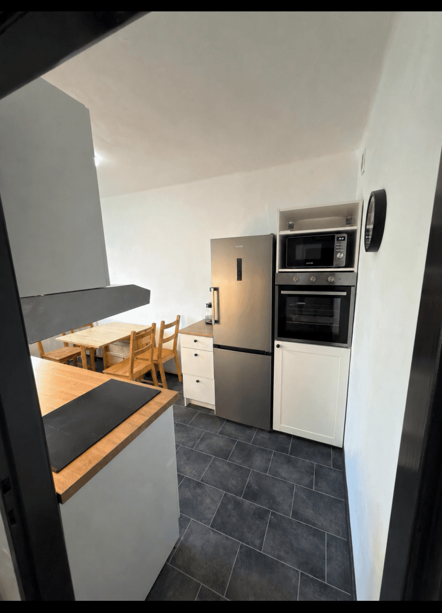 Prenájom bytu 2-izbový 62 m², Krátká, Praha, Praha Prenájom bytu 2-izbový 62 m², Krátká, Praha, Praha