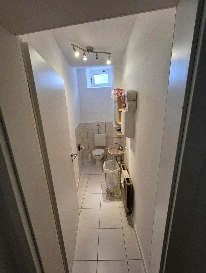 Prenájom kancelárie 60 m², Pforzheim, Bádensko-Wurttembersko Prenájom kancelárie 60 m², Pforzheim, Bádensko-Wurttembersko