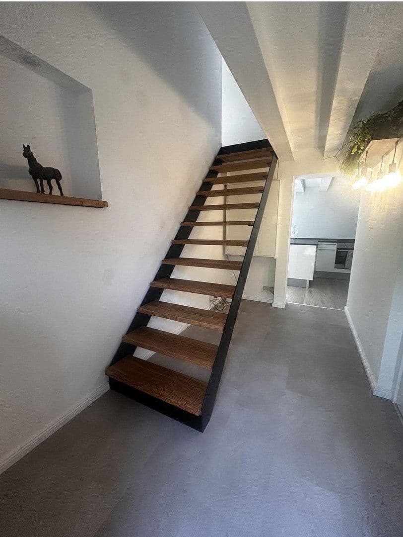 Prenájom domu 110 m², pozemok 400 m², Neuenstein, Bádensko-Wurttembersko Prenájom domu 110 m², pozemok 400 m², Neuenstein, Bádensko-Wurttembersko