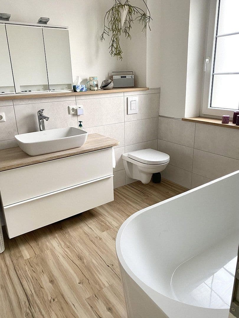 Predaj domu 120 m², pozemok 830 m², Bechenheim, Porýnie-Falcko Predaj domu 120 m², pozemok 830 m², Bechenheim, Porýnie-Falcko
