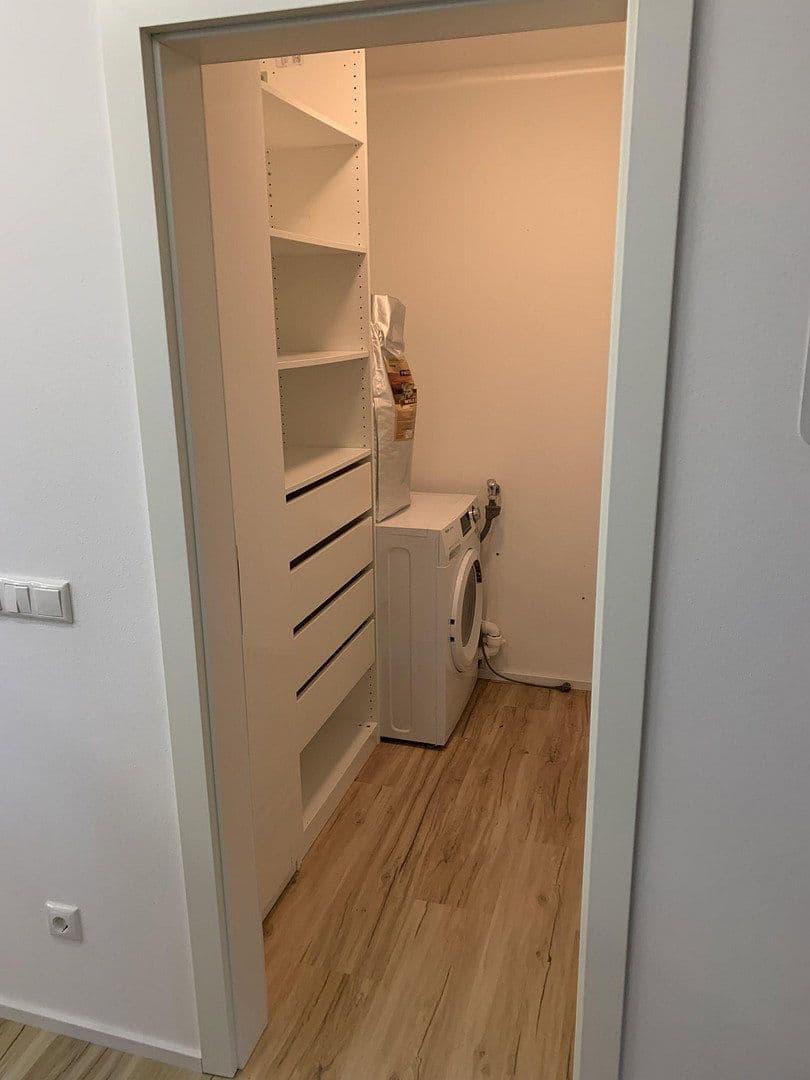 Predaj domu 120 m², pozemok 830 m², Bechenheim, Porýnie-Falcko Predaj domu 120 m², pozemok 830 m², Bechenheim, Porýnie-Falcko