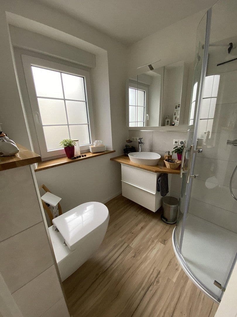 Predaj domu 120 m², pozemok 830 m², Bechenheim, Porýnie-Falcko Predaj domu 120 m², pozemok 830 m², Bechenheim, Porýnie-Falcko