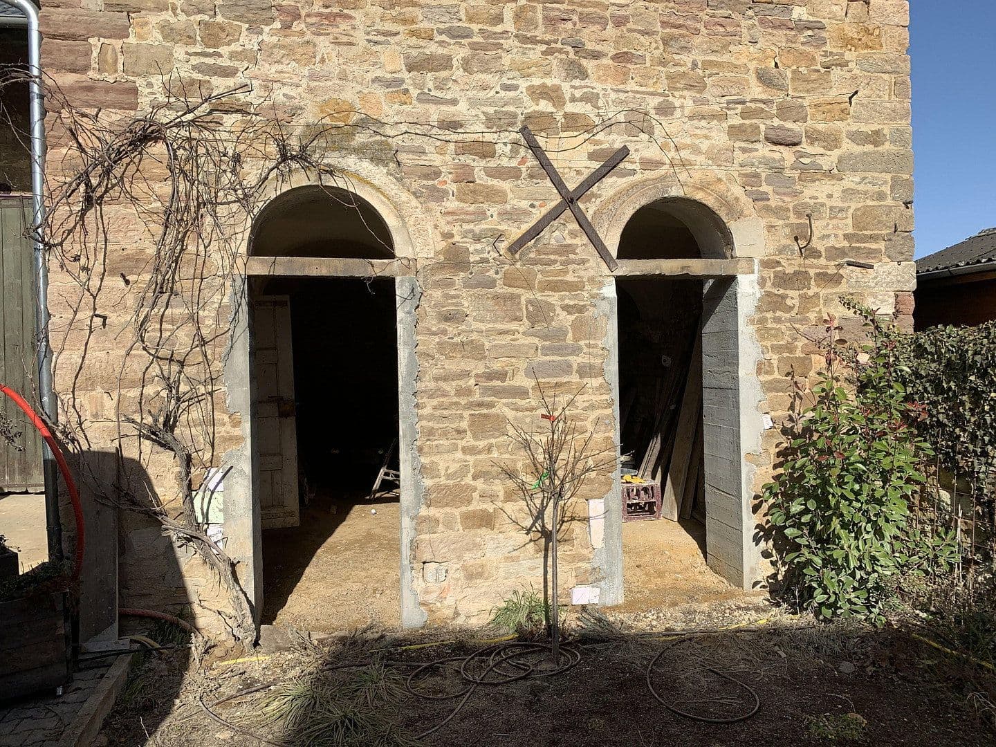 Predaj domu 120 m², pozemok 830 m², Bechenheim, Porýnie-Falcko Predaj domu 120 m², pozemok 830 m², Bechenheim, Porýnie-Falcko