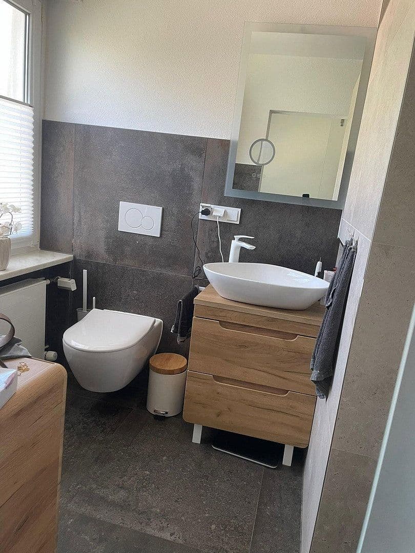 Predaj domu 145 m², pozemok 450 m², Veitshöchheim, Bavorsko Predaj domu 145 m², pozemok 450 m², Veitshöchheim, Bavorsko