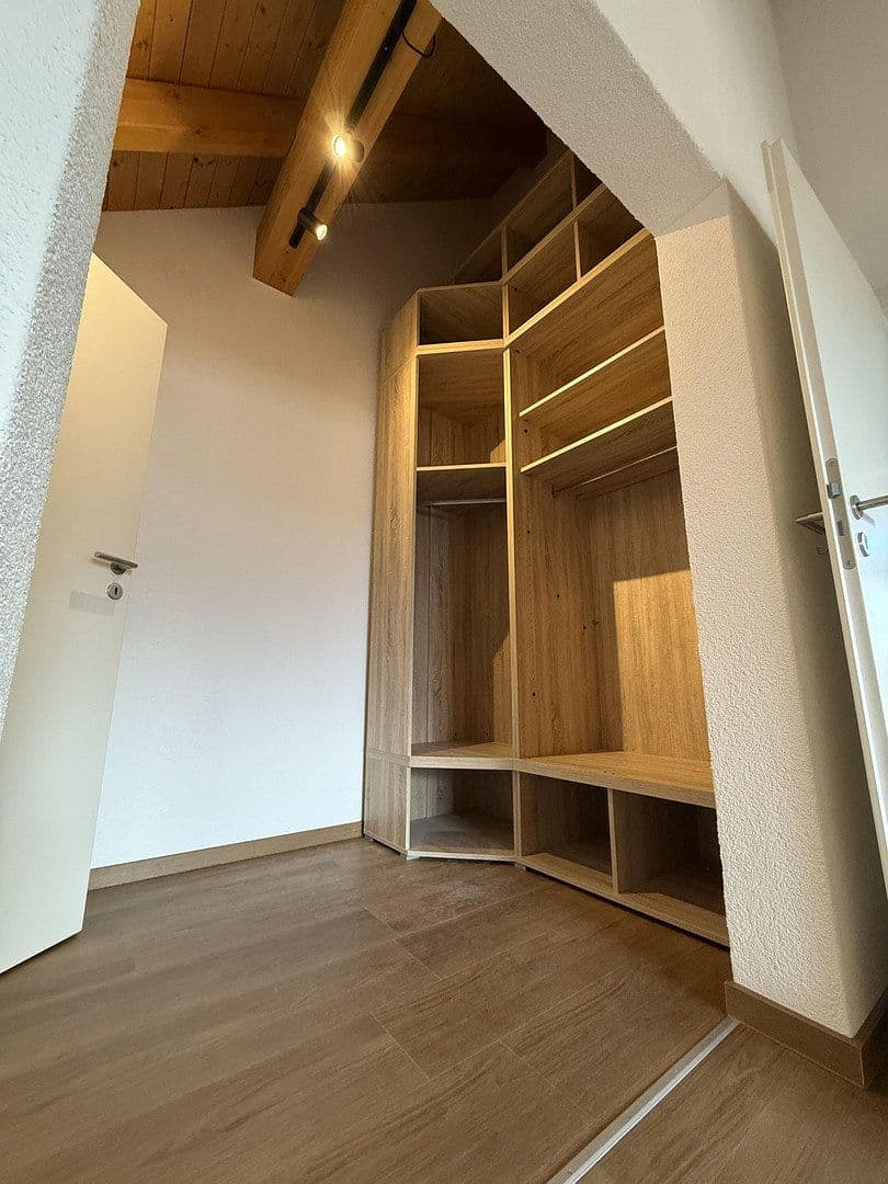 Prenájom bytu 3-izbový 104 m², Schillerstrasse 26, Emmingen-Liptingen, Bádensko-Wurttembersko Prenájom bytu 3-izbový 104 m², Schillerstrasse 26, Emmingen-Liptingen, Bádensko-Wurttembersko