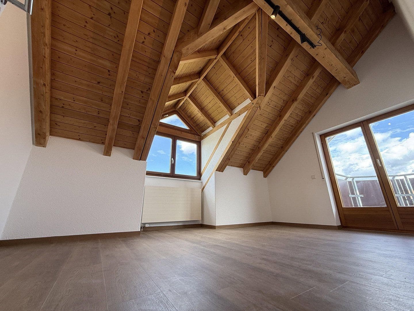 Prenájom bytu 3-izbový 104 m², Schillerstrasse 26, Emmingen-Liptingen, Bádensko-Wurttembersko Prenájom bytu 3-izbový 104 m², Schillerstrasse 26, Emmingen-Liptingen, Bádensko-Wurttembersko