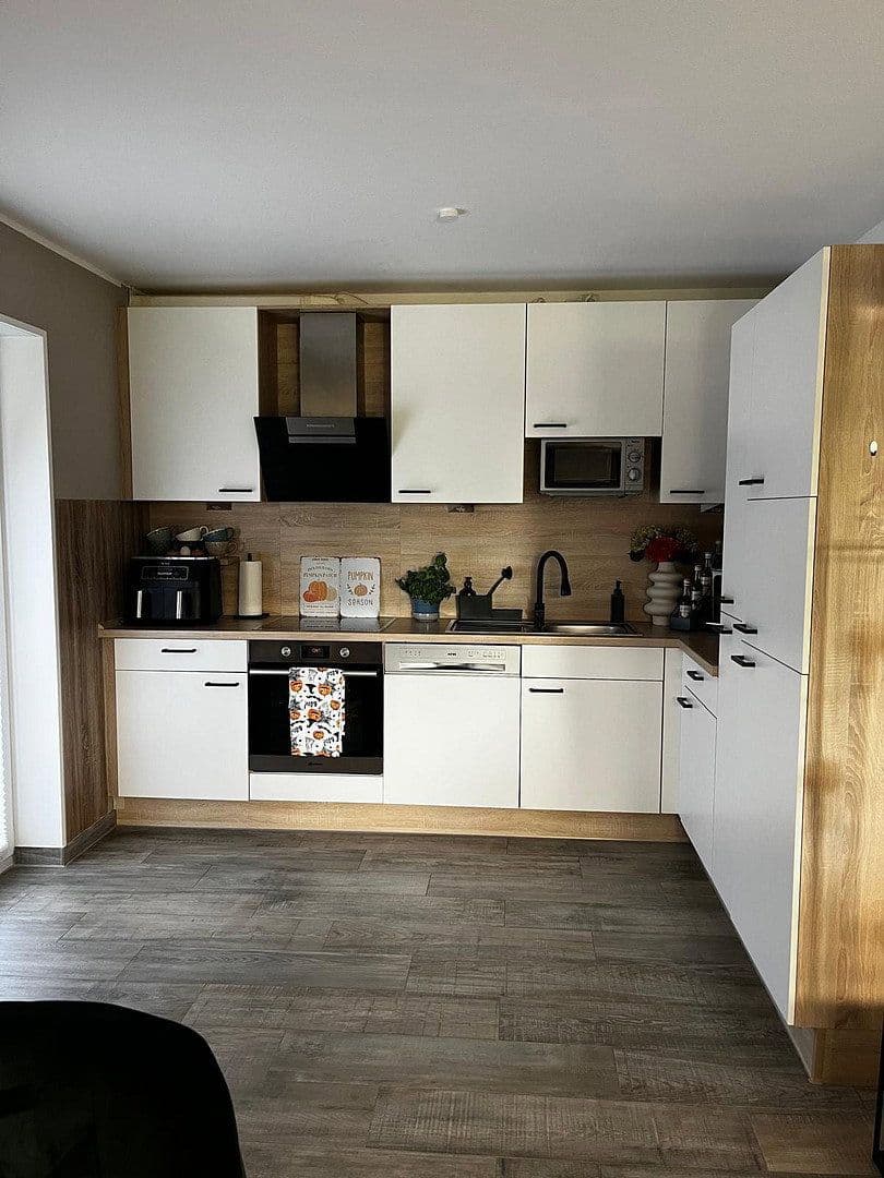 Prenájom domu 110 m², pozemok 289 m², Hinte, Dolné Sasko Prenájom domu 110 m², pozemok 289 m², Hinte, Dolné Sasko