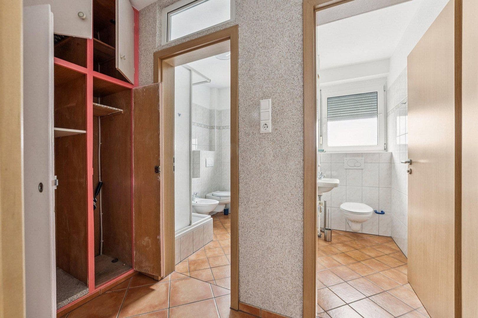Predaj domu 220 m², pozemok 418 m², Gewerbestraße 22, Villingen-Schwenningen, Bádensko-Wurttembersko Predaj domu 220 m², pozemok 418 m², Gewerbestraße 22, Villingen-Schwenningen, Bádensko-Wurttembersko