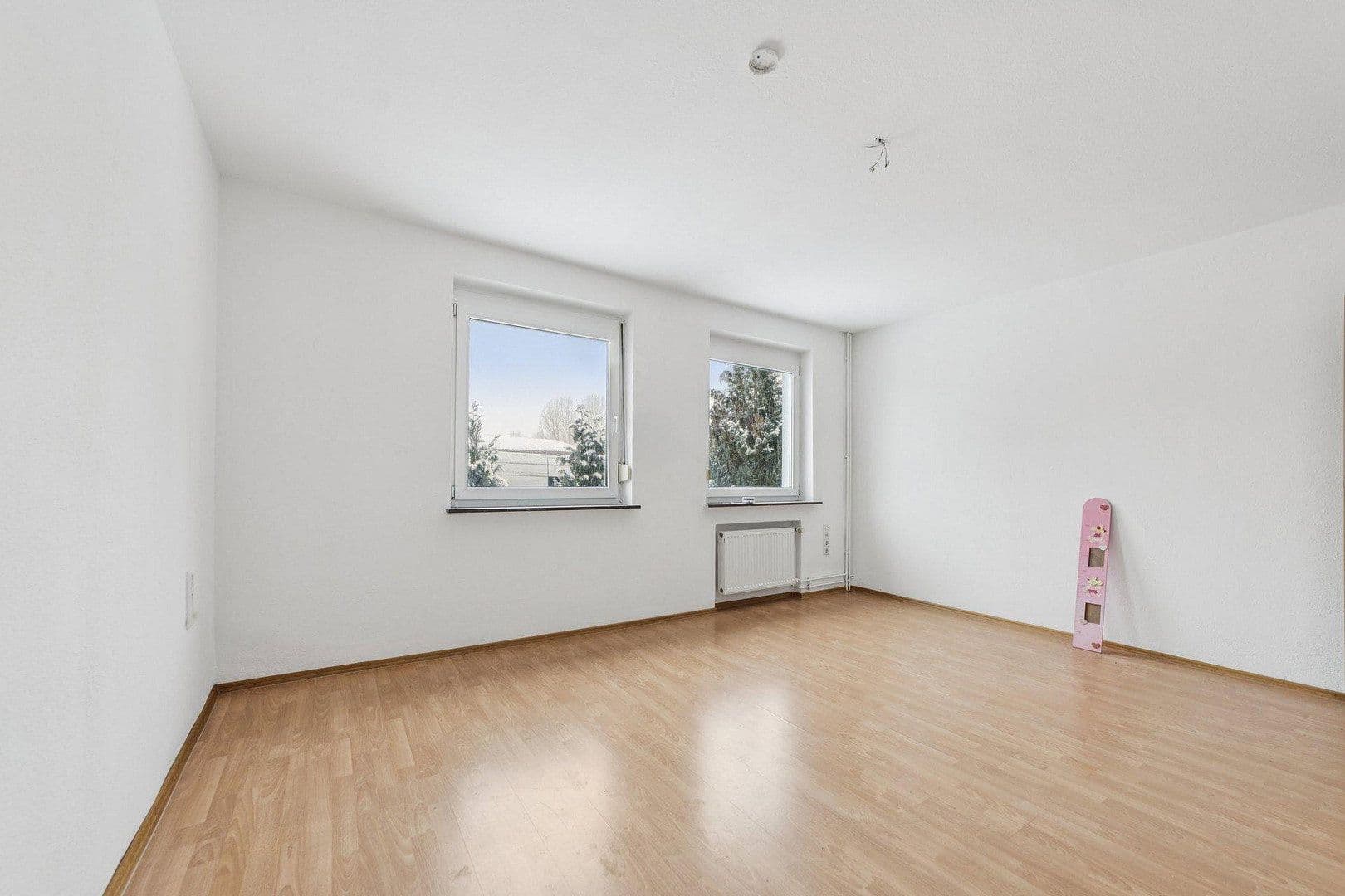 Predaj domu 220 m², pozemok 418 m², Gewerbestraße 22, Villingen-Schwenningen, Bádensko-Wurttembersko Predaj domu 220 m², pozemok 418 m², Gewerbestraße 22, Villingen-Schwenningen, Bádensko-Wurttembersko
