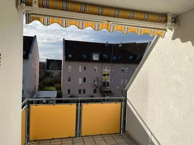 Prenájom bytu 3-izbový 77 m², Mannheim, Bádensko-Wurttembersko Prenájom bytu 3-izbový 77 m², Mannheim, Bádensko-Wurttembersko