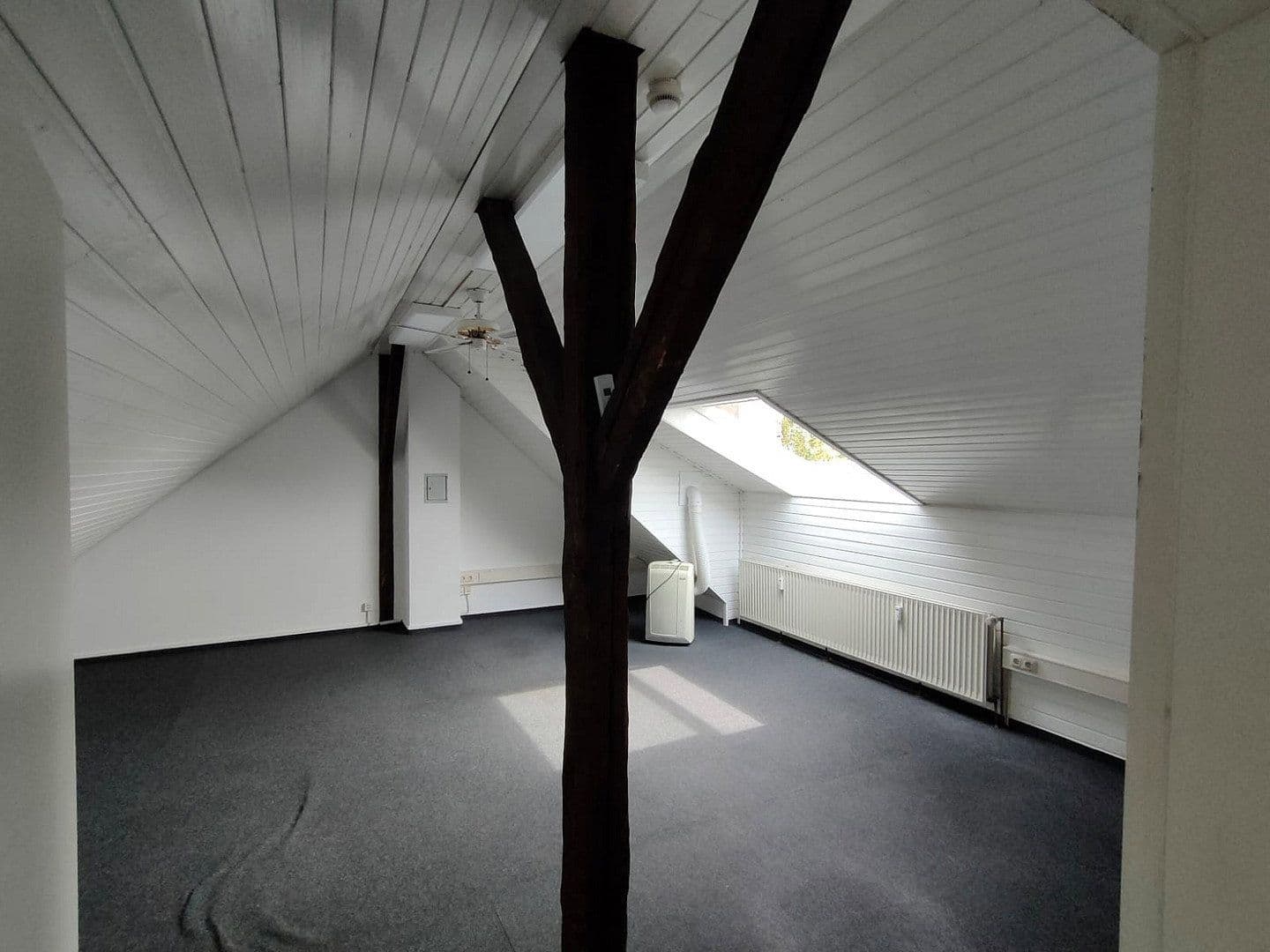 Prenájom bytu 5-izbový 144 m², Martinistr. 3, Osnabrück, Dolné Sasko Prenájom bytu 5-izbový 144 m², Martinistr. 3, Osnabrück, Dolné Sasko