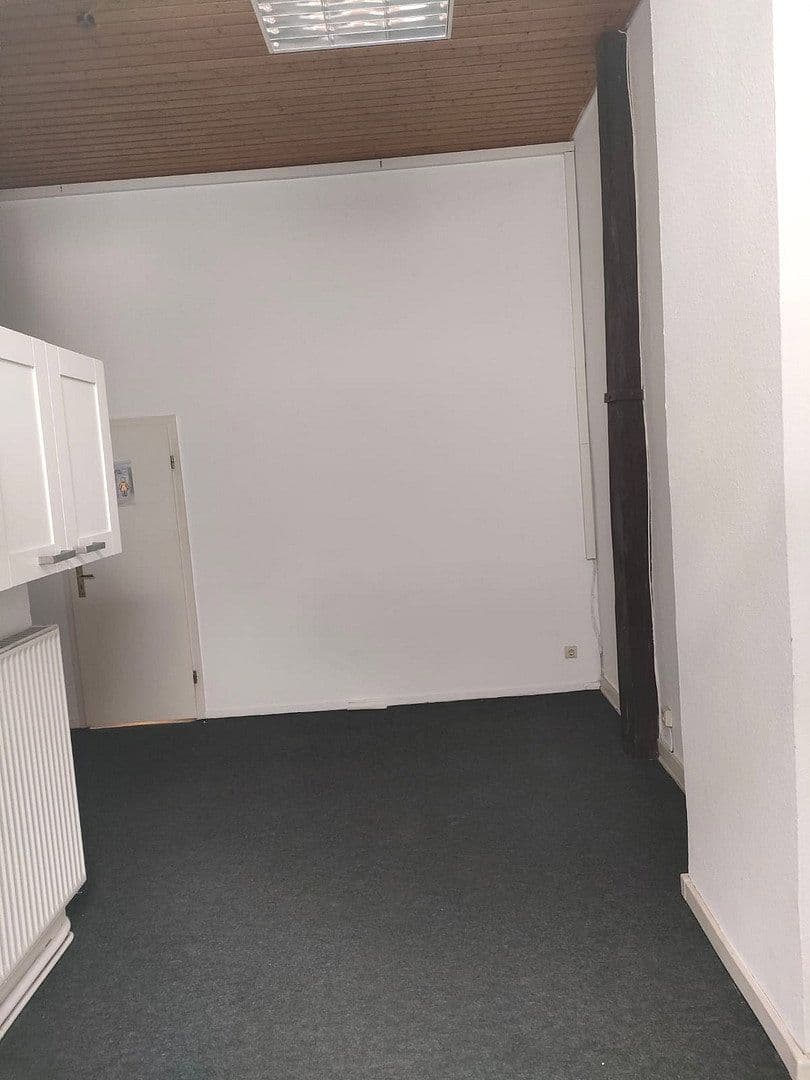 Prenájom bytu 5-izbový 144 m², Martinistr. 3, Osnabrück, Dolné Sasko Prenájom bytu 5-izbový 144 m², Martinistr. 3, Osnabrück, Dolné Sasko