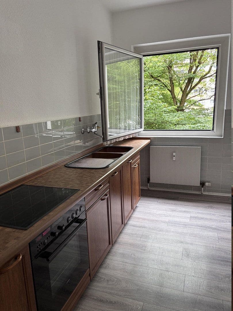 Predaj bytu 3-izbový 84 m², Berlin, Berlín Predaj bytu 3-izbový 84 m², Berlin, Berlín