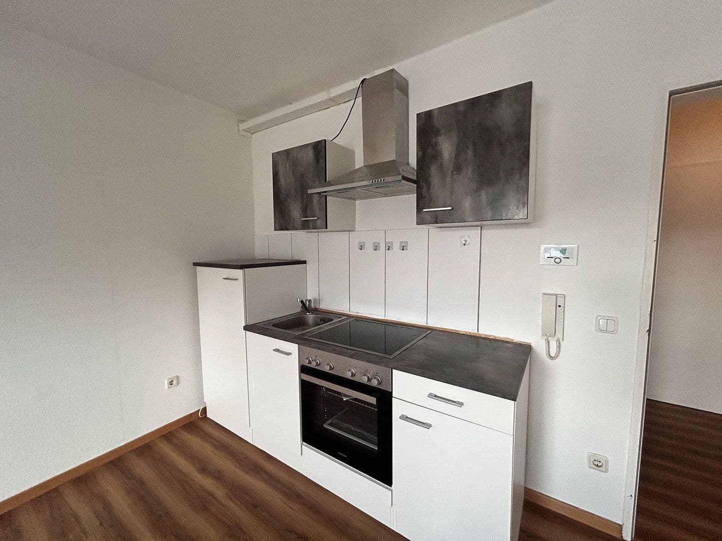Prenájom bytu 1-izbový 30 m², Mellerstraße 52, Osnabrück, Dolné Sasko Prenájom bytu 1-izbový 30 m², Mellerstraße 52, Osnabrück, Dolné Sasko