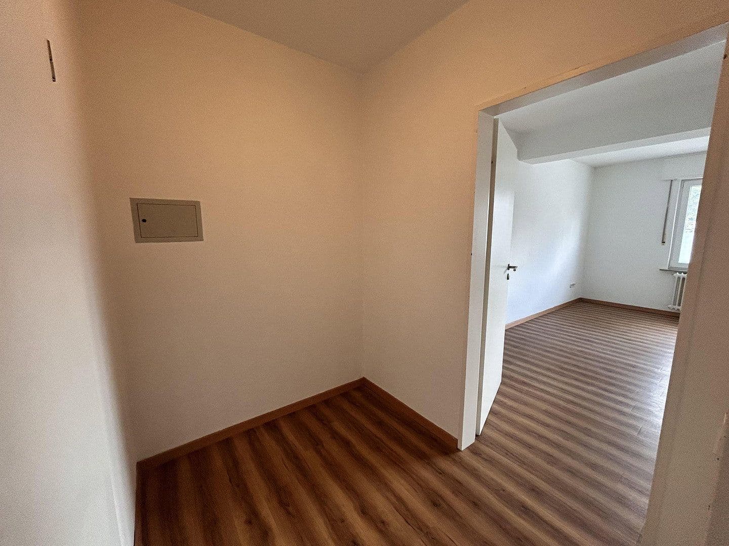 Prenájom bytu 1-izbový 30 m², Mellerstraße 52, Osnabrück, Dolné Sasko Prenájom bytu 1-izbový 30 m², Mellerstraße 52, Osnabrück, Dolné Sasko