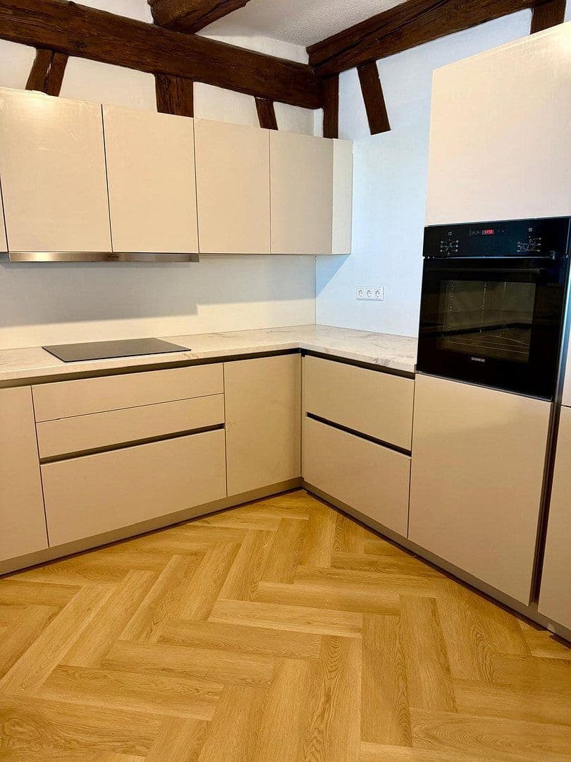 Prenájom bytu 4-izbový 155 m², Winzergasse 22, Meersburg, Bádensko-Wurttembersko Prenájom bytu 4-izbový 155 m², Winzergasse 22, Meersburg, Bádensko-Wurttembersko