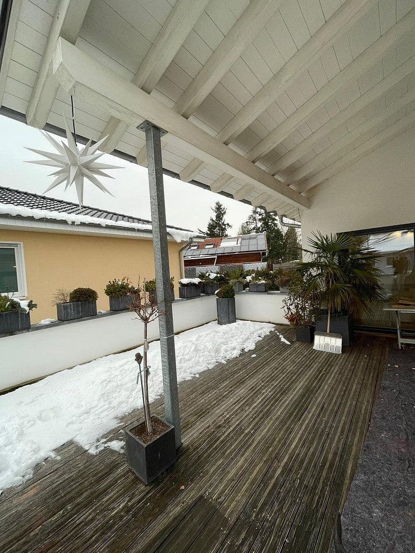 Prenájom domu 295 m², pozemok 600 m², Weilerbach, Porýnie-Falcko Prenájom domu 295 m², pozemok 600 m², Weilerbach, Porýnie-Falcko