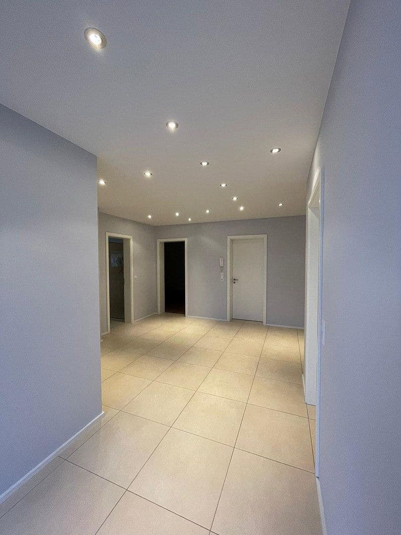 Prenájom domu 295 m², pozemok 600 m², Weilerbach, Porýnie-Falcko Prenájom domu 295 m², pozemok 600 m², Weilerbach, Porýnie-Falcko